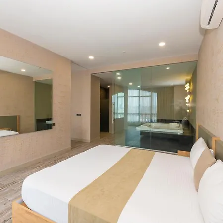 Aparthotel Agora 2*