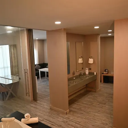 Agora Hotel apartamentowy Stambuł