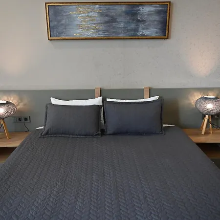 Aparthotel Agora