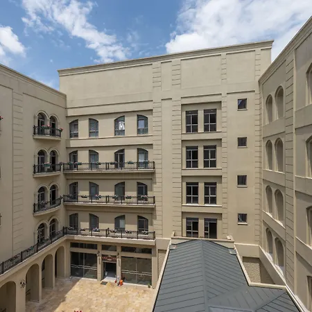 Agora Aparthotel 3*